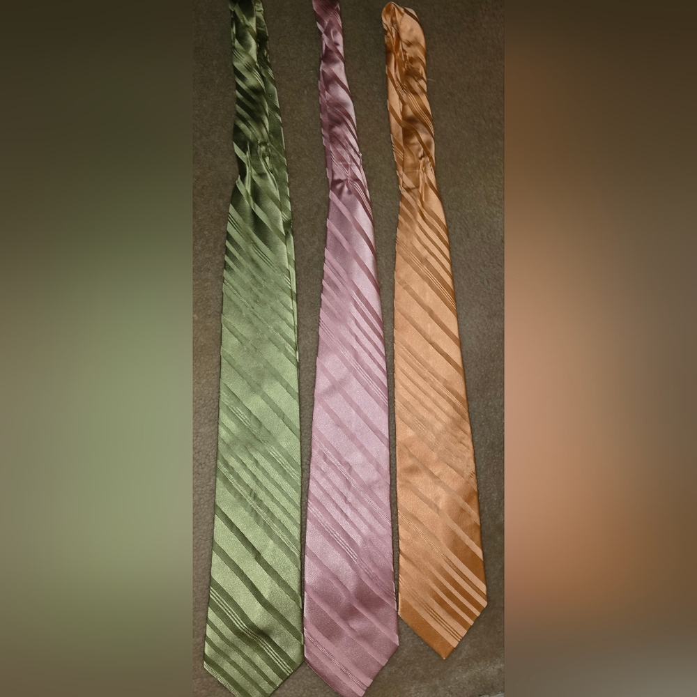 3PC VINTAGE TOMMY HILFIGER TIES GREAT COLORS NO SEPARATING 100% SILK PINK GREEN